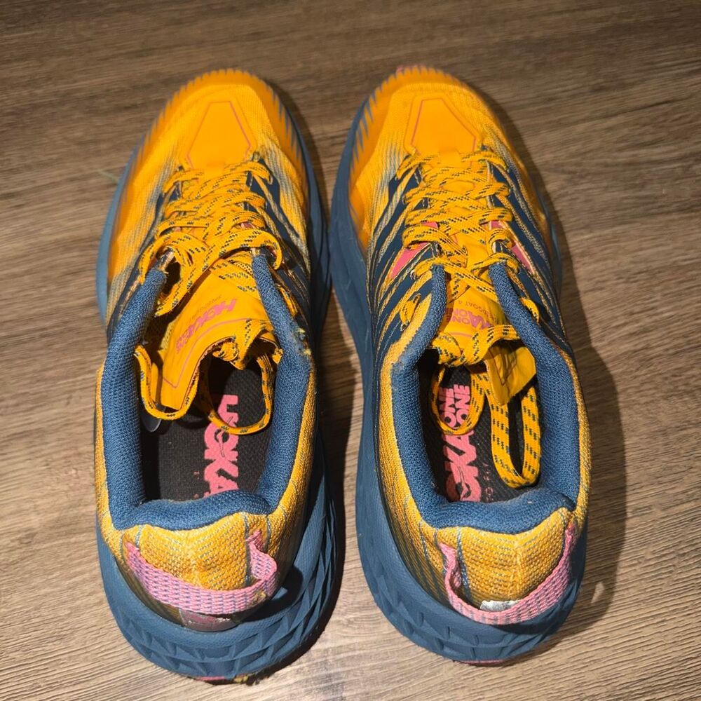 Hoka One One Speedgoat 4, Women 8.5 - Picture 3 of 8